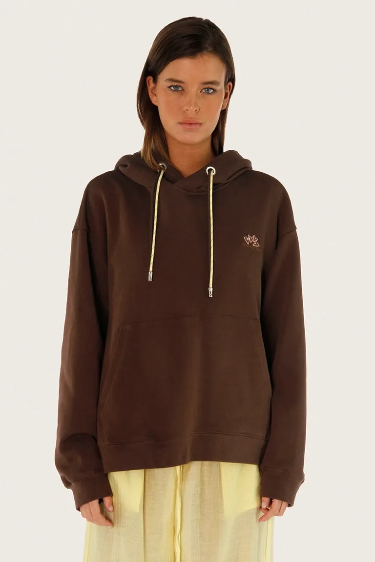 Buzo oversized marrón rústico con bordado exclusivo en la espalda de Sofia Sarkany en Buzos y Sweaters para argentina