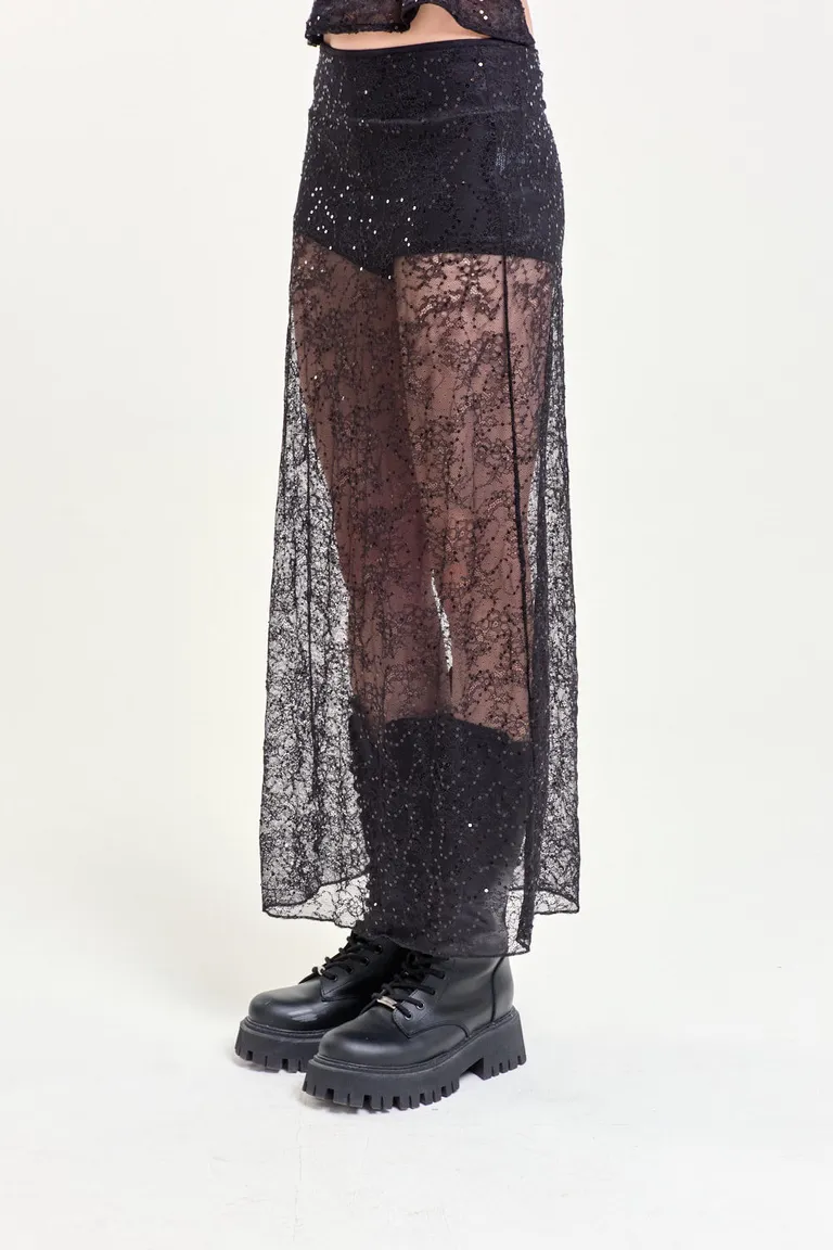 Falda larga de encaje transparente con detalles en lentejuelas para un look impactante y elegante de 47 Street en Faldas para argentina