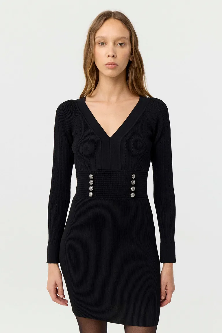 Vestido corto entallado de punto acanalado con escote en v y detalles de botones decorativos de Markova en Vestidos para argentina