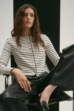 Cárdigan punto rayas de Mango en Buzos y Sweaters para argentina