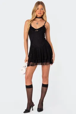 Mini vestido corset encaje lyla de Edikted en Vestidos para argentina