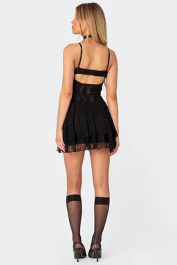 Mini vestido corset encaje lyla de Edikted en Vestidos para argentina