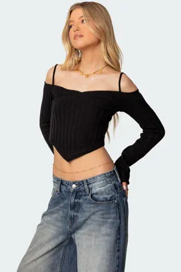 Sweater hombros descubiertos triángulo de Edikted en Buzos y Sweaters para argentina