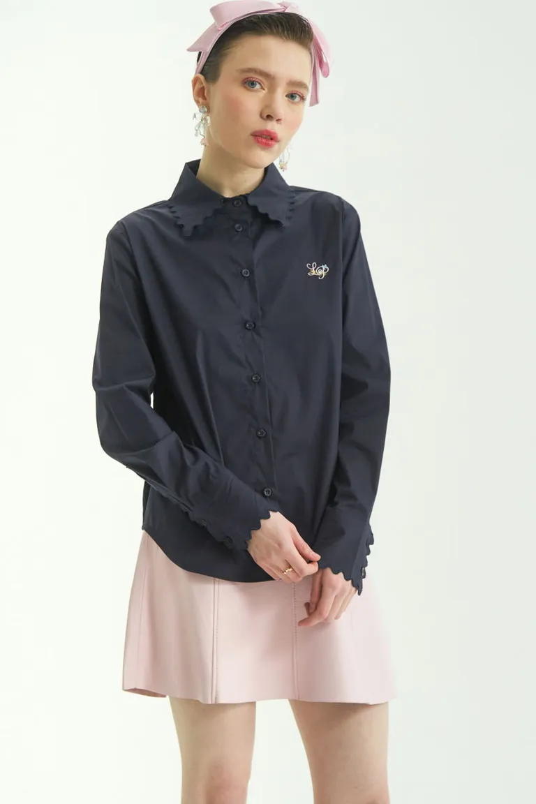Camisa de poplín con detalles ondulados y bordado floral de Las Pepas en Camisas para argentina