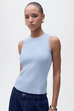 Top punto canalé simple de Mango en Tops para argentina