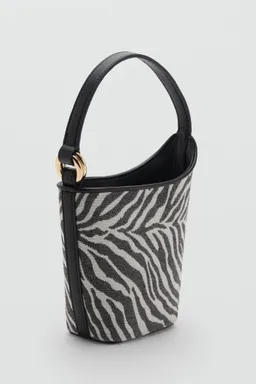 Bolso balde estampado cebra de Mango en Bolsos y Carteras para argentina