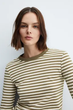 Remera manga larga rayas de Mango en Buzos y Sweaters para argentina