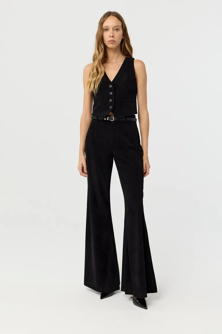 Pantalón de tiro alto con diseño palazzo y cierre central de Markova en Pantalones para argentina