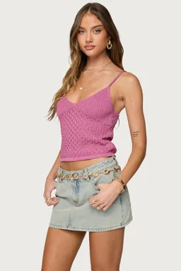 Musculosa tejida texturizada brillante frankey de Edikted en Tops para argentina