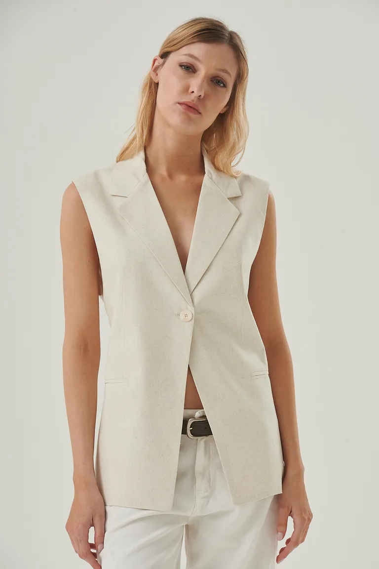 Chaleco sin mangas de diseño clásico con solapa y botón frontal para looks modernos y relajados de Sweet en Chalecos para argentina