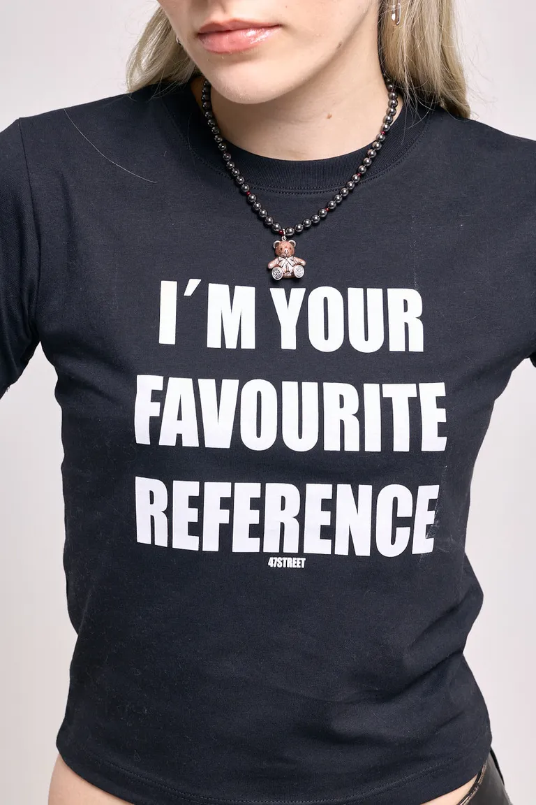 Remera entallada con estampa tipográfica frontal y cuello redondo de 47 Street en Remeras para argentina