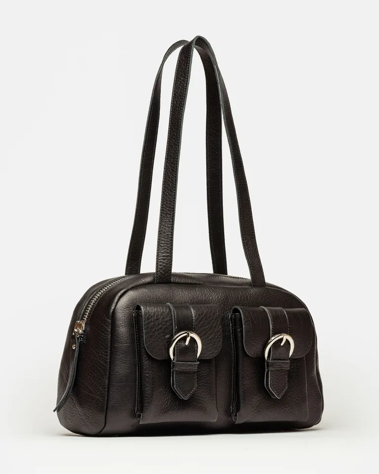 Bolso con doble bolsillo frontal y hebillas metálicas de estilo vintage con correas para el hombro de Prüne en Bolsos y Carteras para argentina