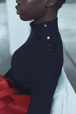 Remera canalé con botones de Mango en Camisas para argentina