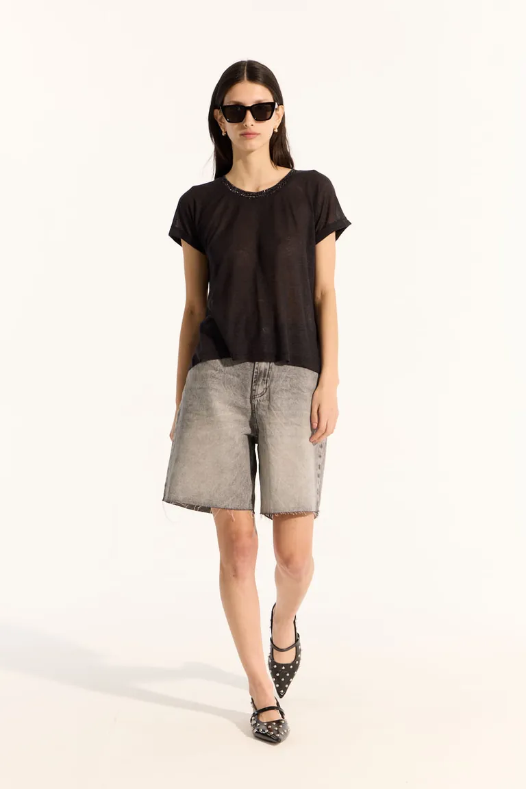 Remera de corte regular, mangas cortas y escote en V de Portsaid en Remeras para argentina