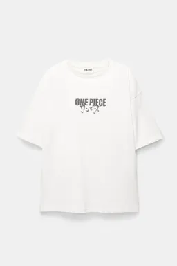 Remera manga corta one piece de Pull&Bear en Remeras y Polos para argentina