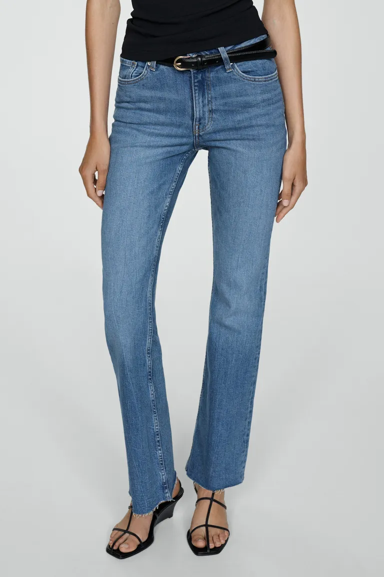 Jeans flare tiro medio de Mango en Pantalones para argentina