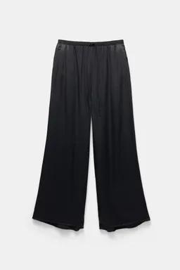 Jogger satinado ancho de Pull&Bear en Pantalones para argentina