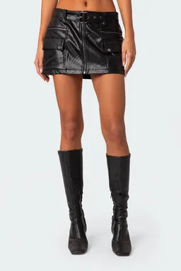 Mini falda cargo cuero sintético de Edikted en Shorts para argentina