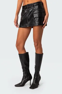 Mini falda cargo cuero sintético de Edikted en Shorts para argentina
