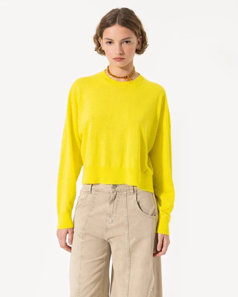 Suéter amarillo oversize de diseño minimalista para mujer de Jazmin Chebar en Buzos y Sweaters para argentina