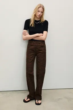 Jeans rectos estampado cebra de Mango en Pantalones para argentina