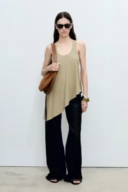 Top lyocell asimétrico de Mango en Tops para argentina