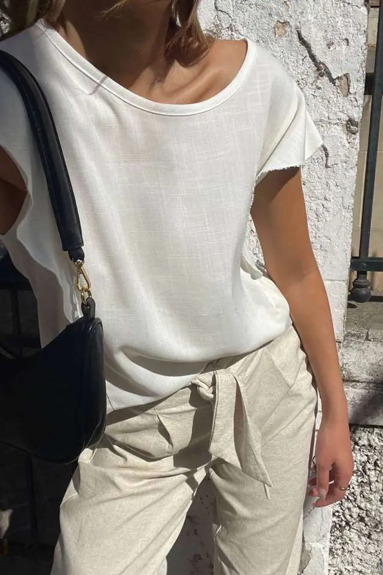 Musculosa Con Vuelo de Hesed en Tops para argentina