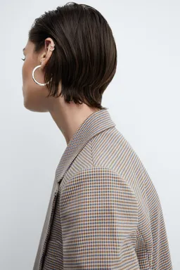 Americana pata gallo de Mango en Blazers para argentina