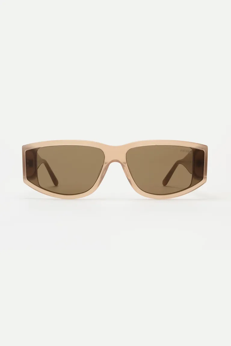 Gafas de sol de acetato beige con lentes polarizadas y diseño ajustable de Ay Not Dead en Anteojos para argentina