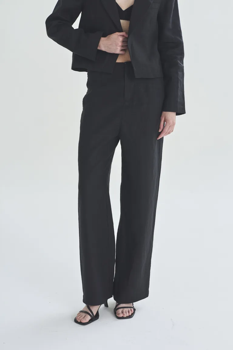 Pantalones rectos de corte elegante para mujer de Akiabara en Pantalones para argentina