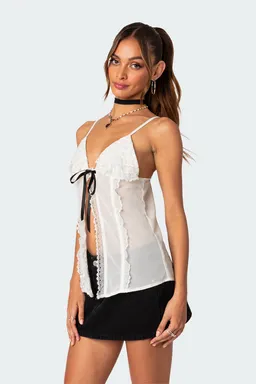 Top traslúcido encaje linette de Edikted en Tops para argentina
