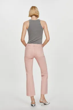 Jeans flare crop bolsillos de Mango en Pantalones para argentina