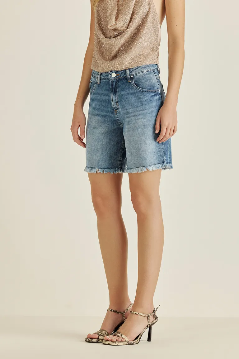 Shorts de mezclilla de tiro alto en ajuste relajado para mujer de Tucci en Shorts para argentina