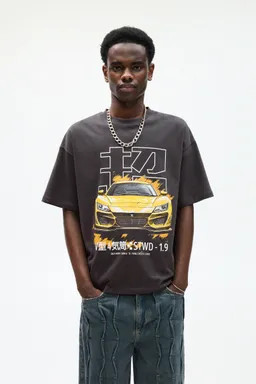Remera stwd coche amarillo de Pull&Bear en Remeras y Polos para argentina