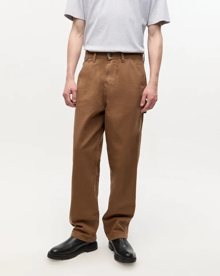 Pantalón Holgado de Gabardina Pesada con Detalles Distintivos de Ay Not Dead en Pantalones para argentina