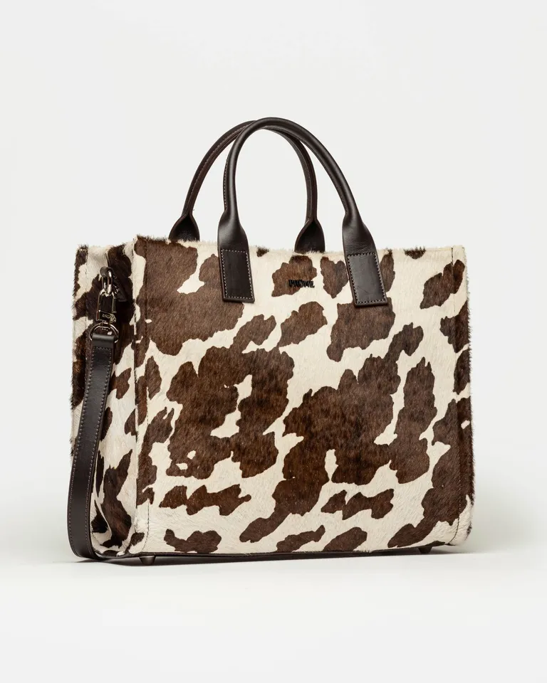 Cartera de mano Capri con estampado vaca en cuero para mujer de Prüne en Bolsos y Carteras para argentina