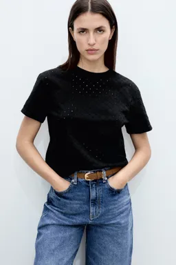 Camiseta calados bordados de Mango en Remeras para argentina