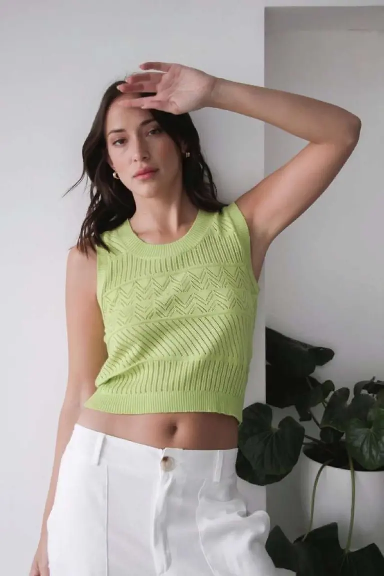 Musculosa Lineal Femenina de Hesed en Tops para argentina