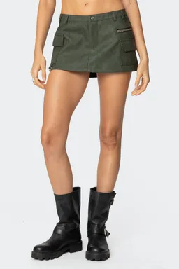 Micro skort cargo cuero sintético de Edikted en Shorts para argentina