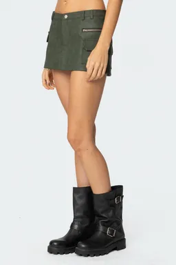 Micro skort cargo cuero sintético de Edikted en Shorts para argentina