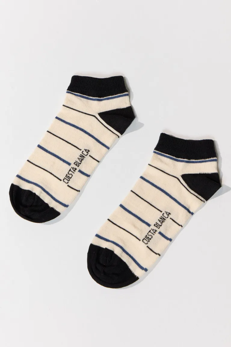 Calcetines deportivos de diseño exclusivo para mujer de Cuesta Blanca en Ropa Interior y Medias para argentina