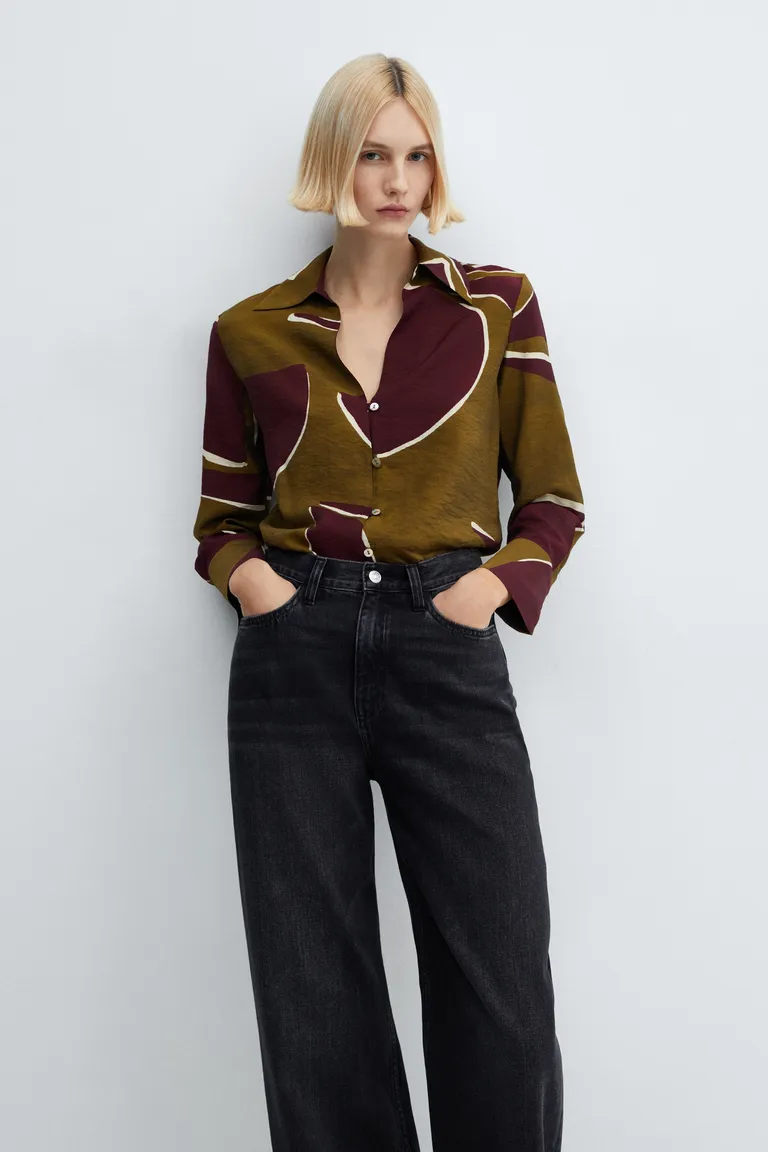 Camisa satinada estampada de Mango en Camisas para argentina