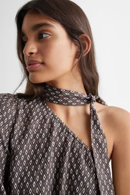 Vestido asimétrico estampado de Mango Teen en Vestidos para argentina