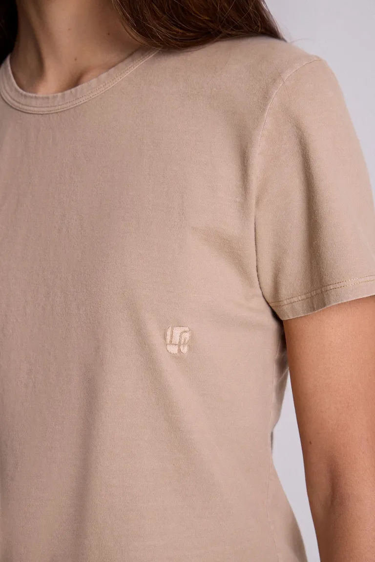 Remera de jersey de algodón con bordado a tono en diseño clásico de manga corta de Maria Cher en Remeras para argentina