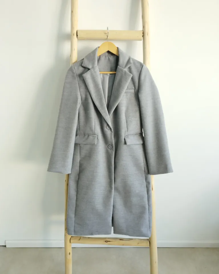 Tapado azul con recortes y bolsillos laterales para mujer de Lemmon en Tapados para argentina