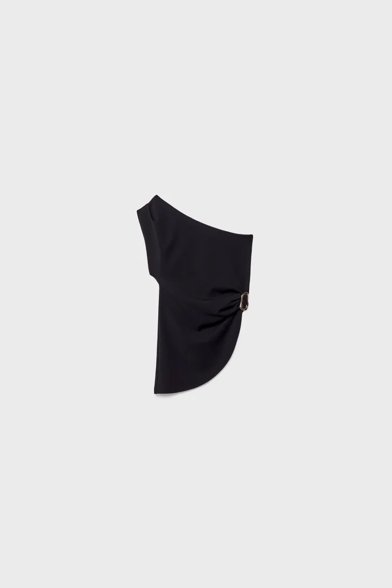 Top asimétrico con hebilla de Stradivarius en Tops para argentina