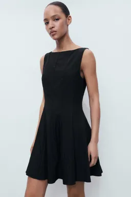 Vestido corto con tablas de Mango en Vestidos para argentina