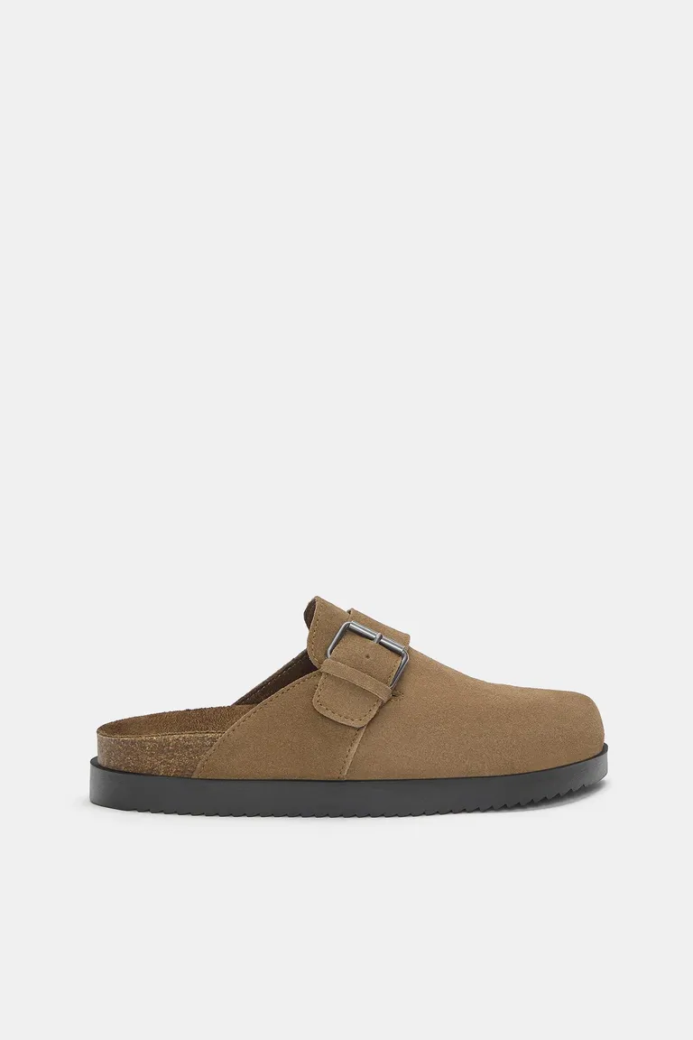 Zuecos de cuero con hebilla de Pull&Bear en Zuecos Planos para argentina