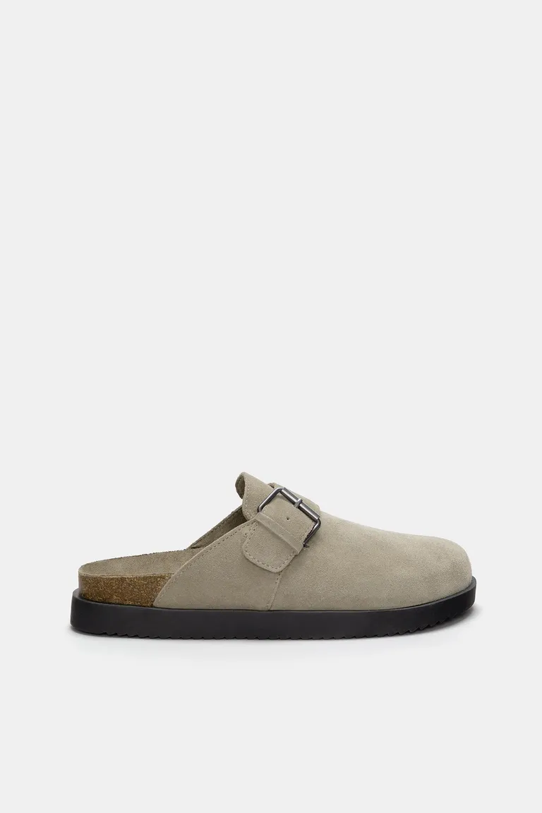 Zuecos de cuero con hebilla de Pull&Bear en Zuecos Planos para argentina