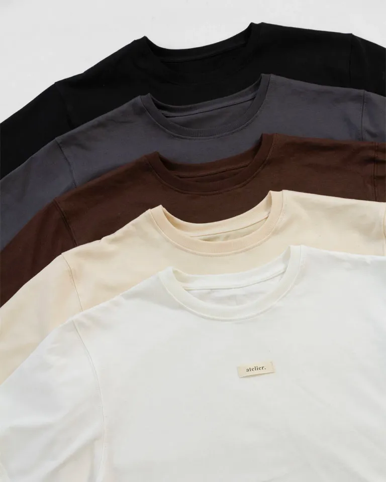 Remera oversized blanca con etiqueta personalizada Atelier de Sky en Remeras para argentina